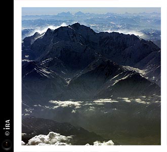 KERUCOV .ro - Intreaga lume vazuta in zbor - Zbor aproape de K2, Himalaya mereu incantatoare - Ira - destinatii de vacanta
